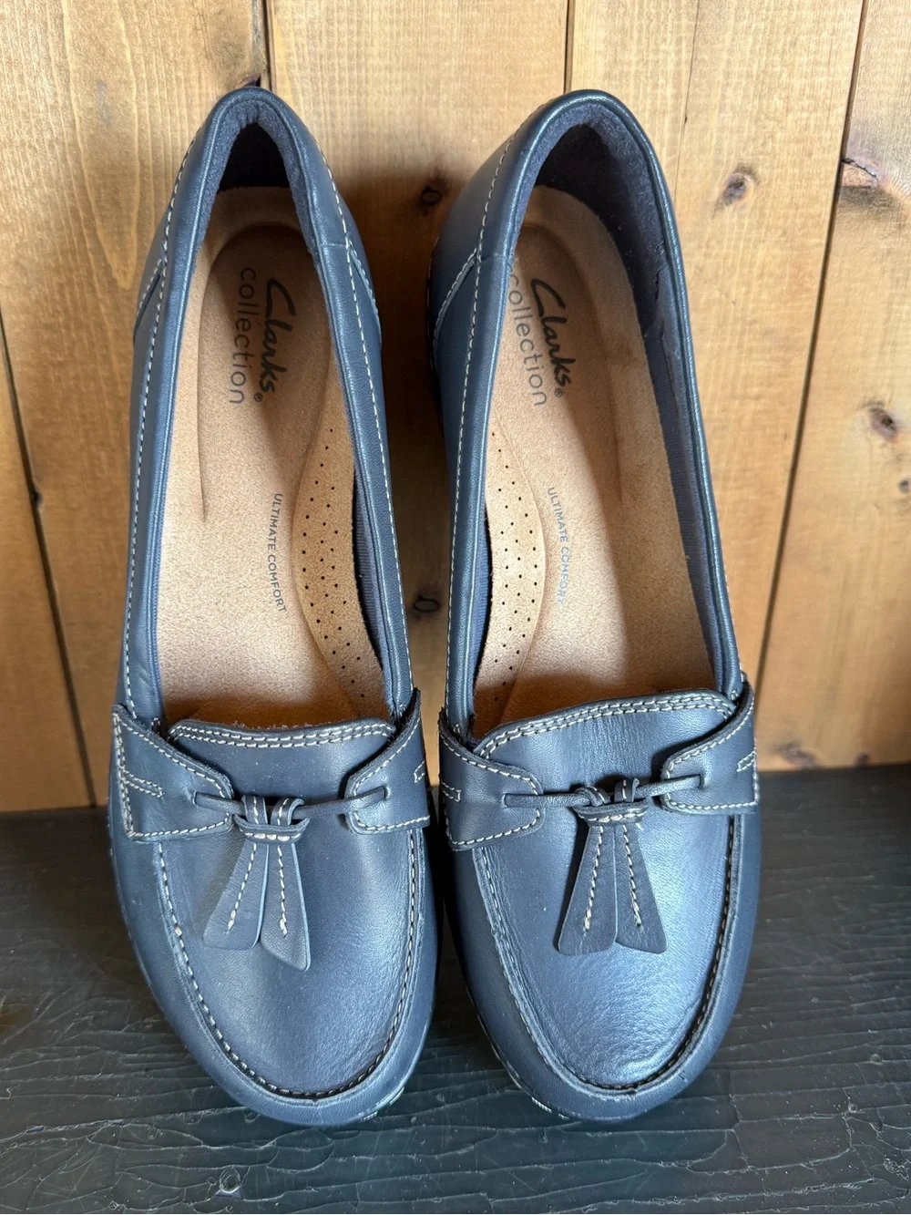 Clarks Collection Ultimate Comfort Ashland Slip-on Leather Loafer Shoe Navy 9